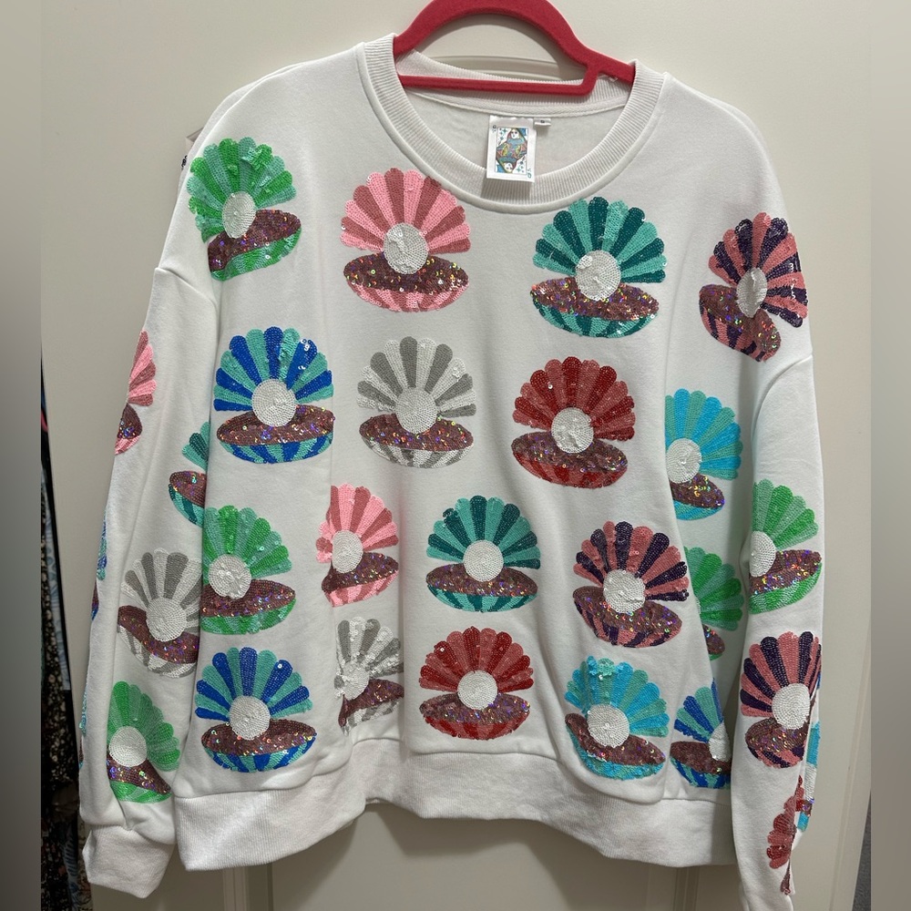 NWOT Queen of Sparkles White Clamshell Sweatshirt